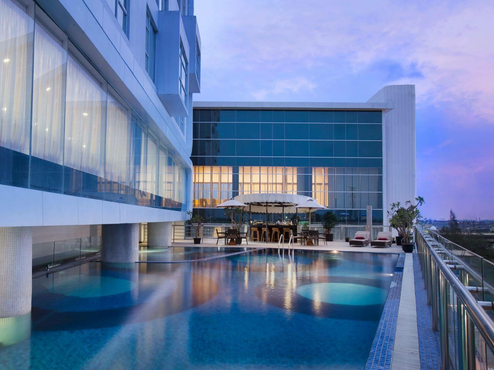Hariston Hotel & Suites, Pluit - Jakarta Exterior foto